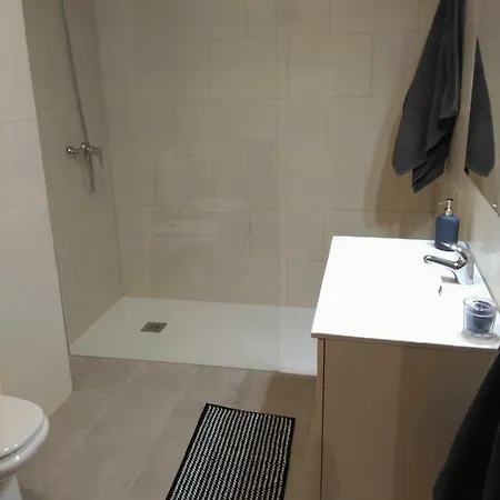 Zamora Apartments *